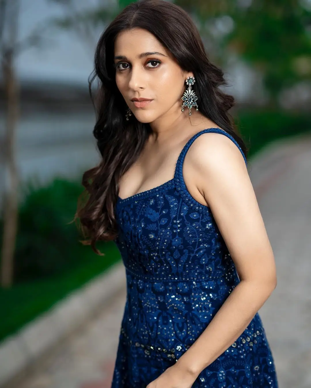 Rashmi Gautam In Sleeveless Blue Gown